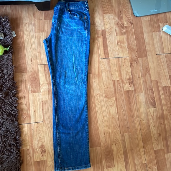 Levi’s Blue Jeans - Picture 2 of 5